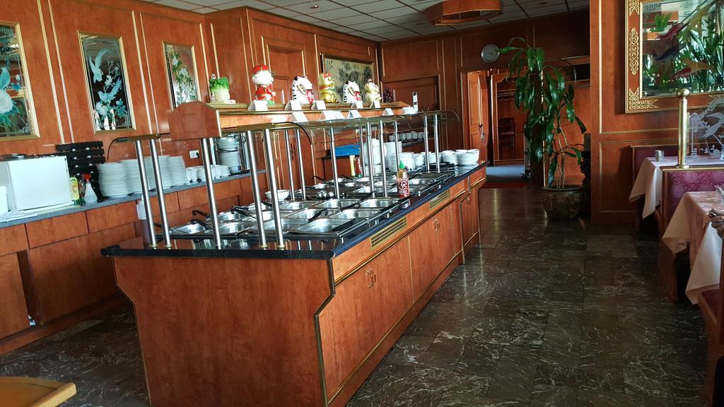Hotel Alka Битигхайм-Биссинген Экстерьер фото