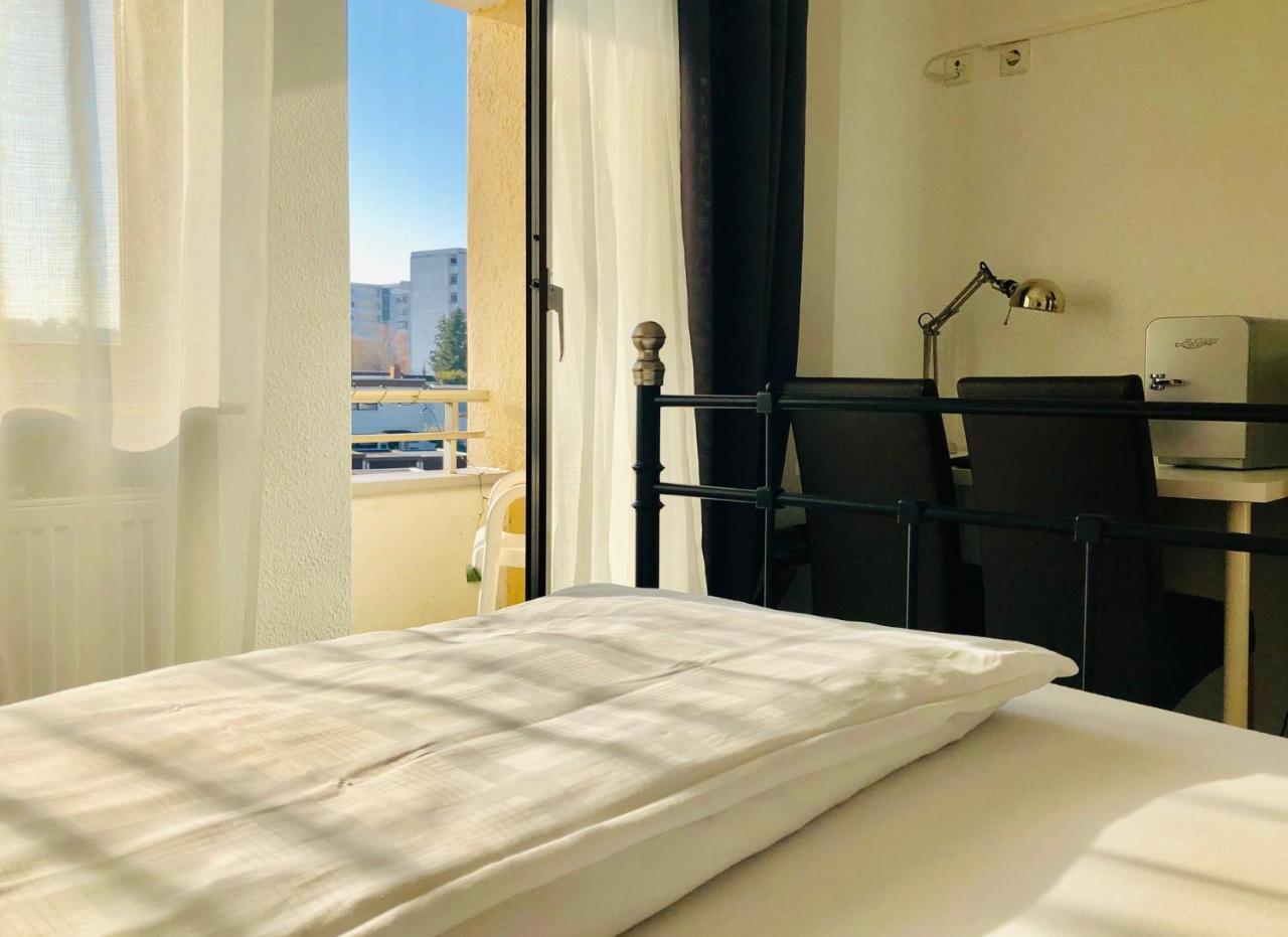 Hotel Alka Битигхайм-Биссинген Экстерьер фото
