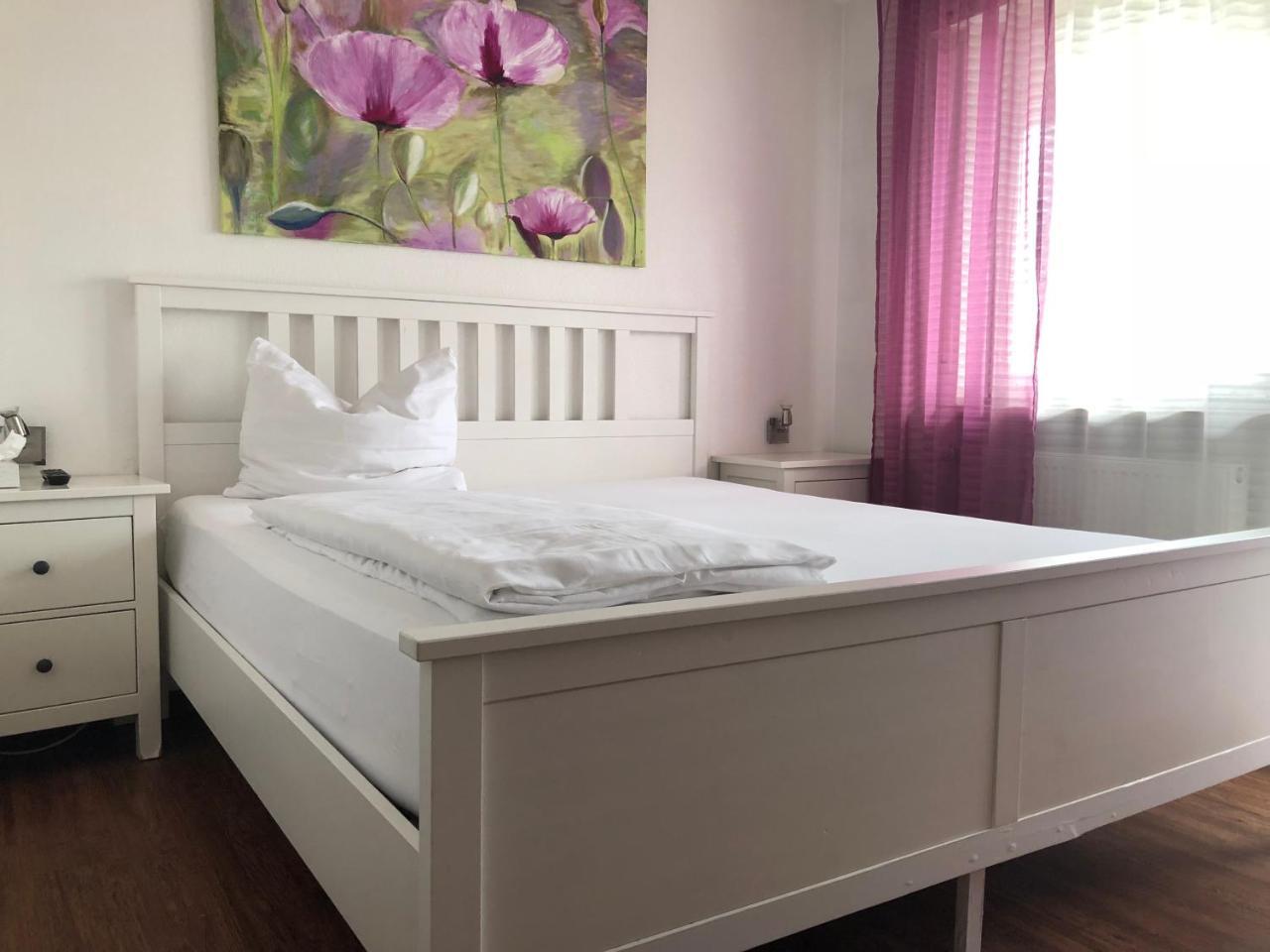 Hotel Alka Битигхайм-Биссинген Экстерьер фото