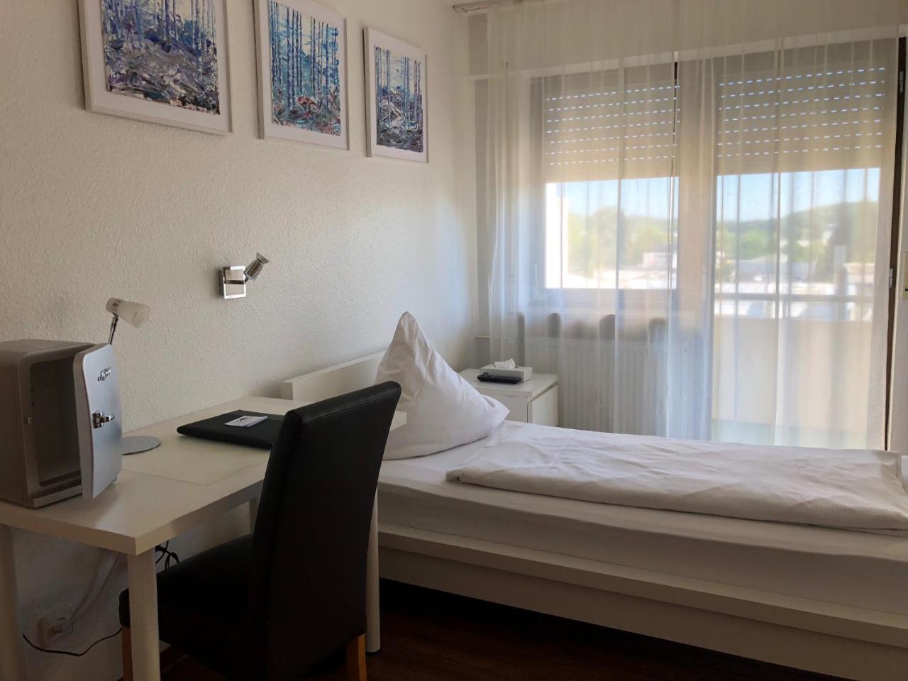 Hotel Alka Битигхайм-Биссинген Экстерьер фото